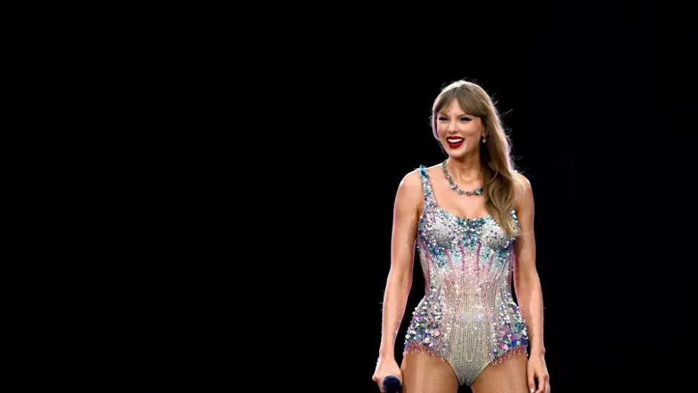 Did Taylor Swift create a new era for food bank donations?
