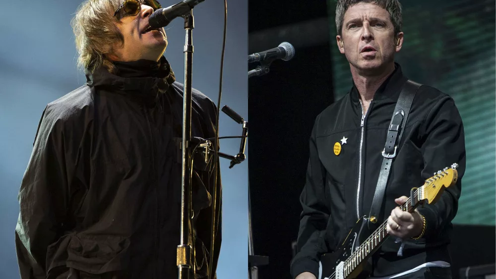 Oasis reunites for tour and ends a 15-year hiatus during Gallagher brothers' feud