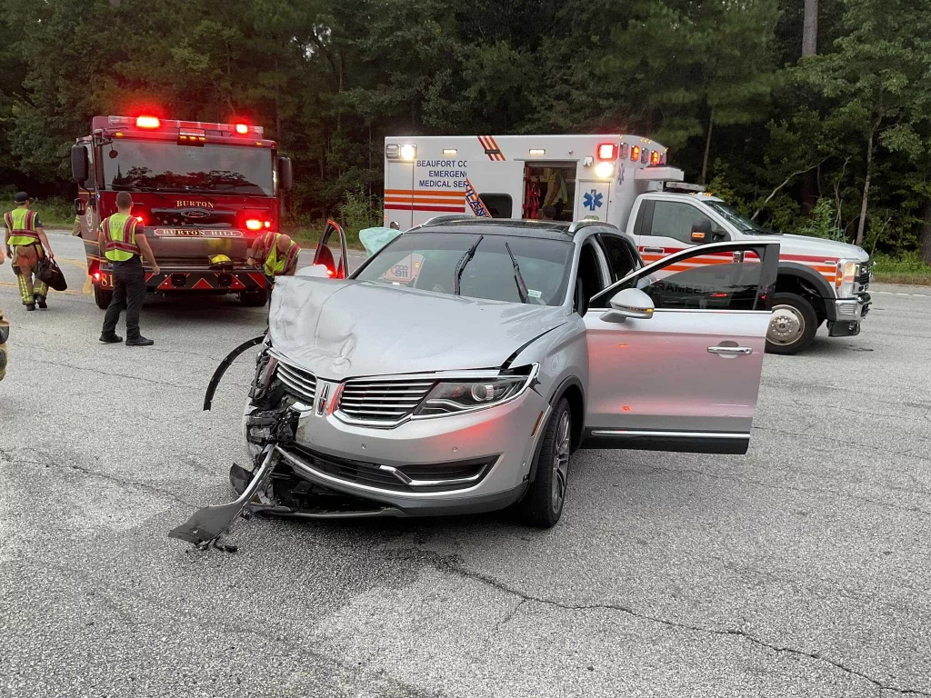 Coroner confirms deadly crash on Robert Smalls Parkway