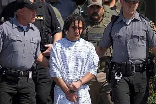 Convicted killer on the run in Pennsylvania pleads guilty to escape charges