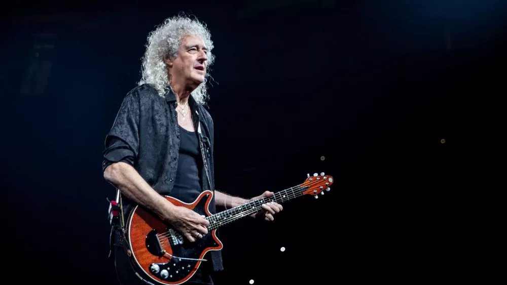 Brian May, Queen guitarist, says he had minor stroke that left him unable to play