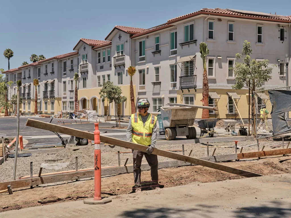 VA ordered to build thousands more homes for veterans on West Los Angeles campus