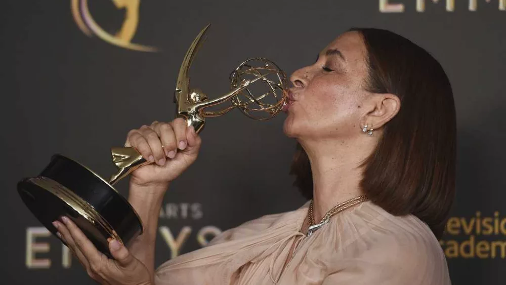 Maya Rudolph and Angela Basset win big at Creative Arts Emmys