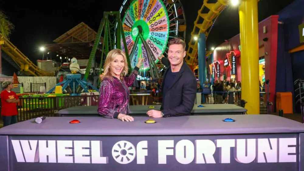 Ryan Seacrest debuts as new ‘Wheel of Fortune’ host