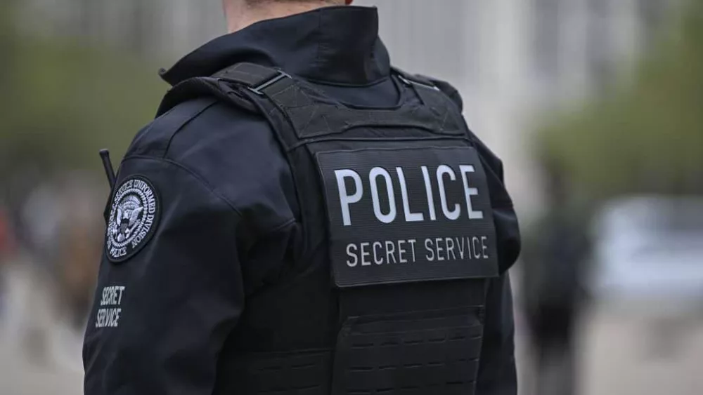 US Secret Service official who oversees protective operations to retire