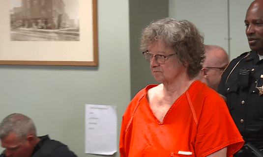 75-year-old woman pleads guilty to robbing bank: 'I did what I did'