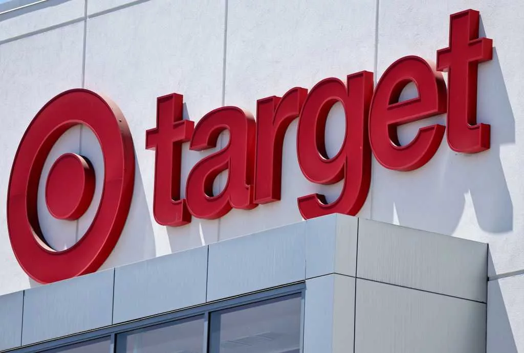 8-year-old girl takes family car, drives 25 minutes to Target