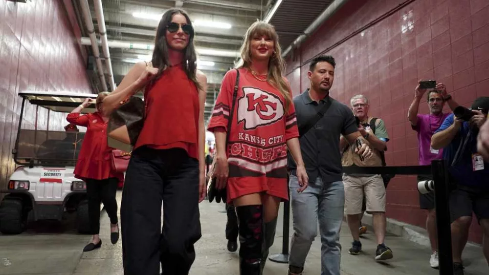 Taylor Swift shops at Kansas City shop for her most recent Chiefs game day outfit