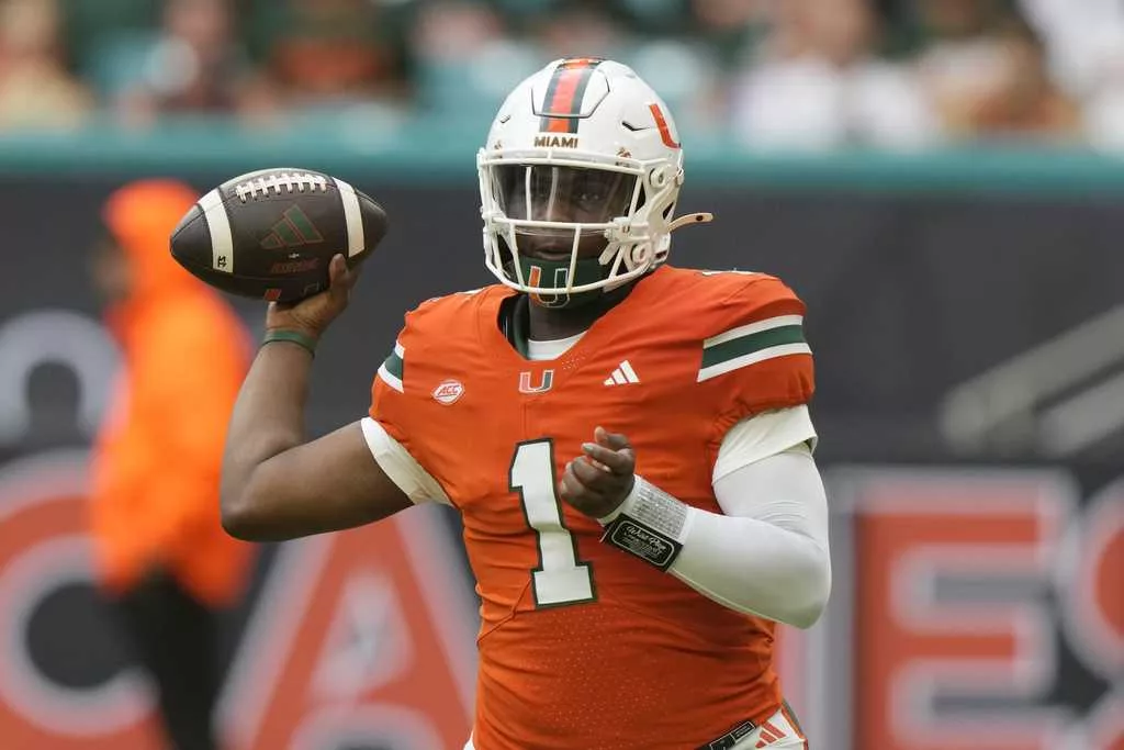 Miami QB tops 15,000 yards passing for collegiate career