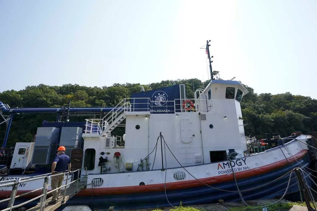 Tugboat powered by ammonia sails for first time