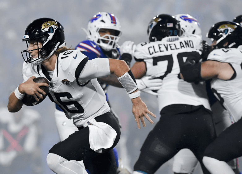 Josh Allen throws 4 TD passes and the Bills roll to a 47-10 win over the unraveling Jaguars