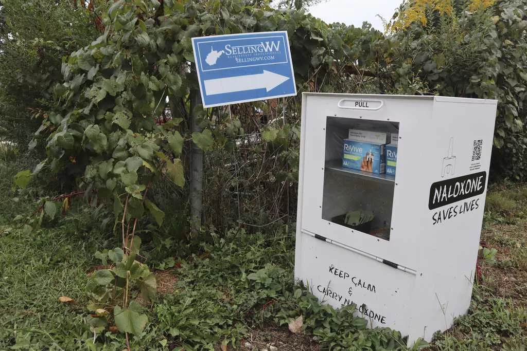 Get your Narcan! Old newspaper boxes are being used to distribute overdose reversal drug