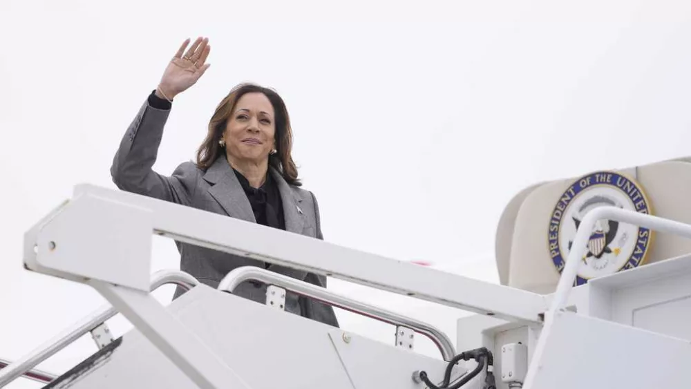 Harris arrives at the US-Mexico border to try to show that her record is more than Trump criticisms