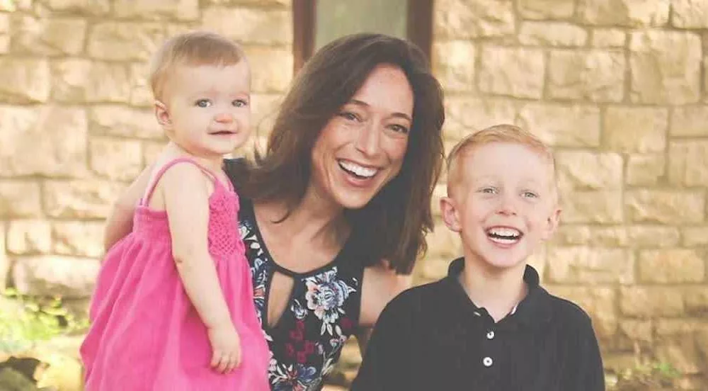 Family receives $4 million settlement after 911 call delay leads to woman's death