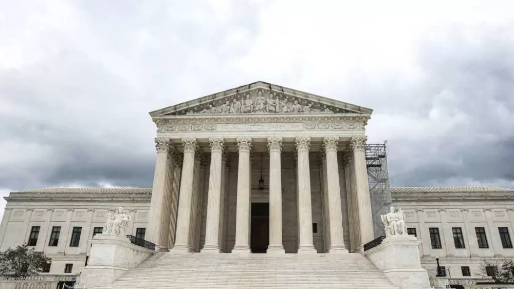 Supreme Court lets stand a decision barring emergency abortions that violate Texas ban