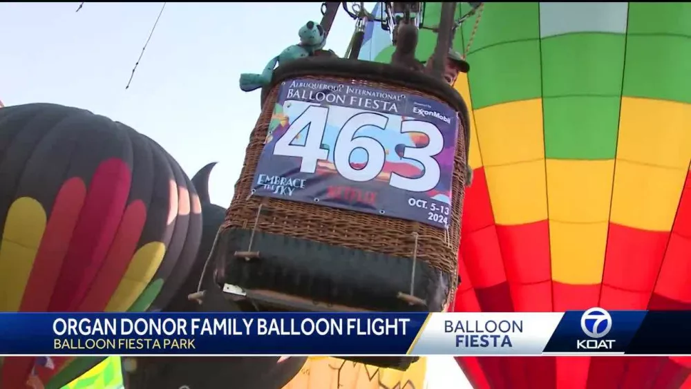 Family reunites with son's heart recipient at Balloon Fiesta