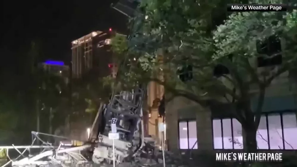 NWS receives reports of multiple collapsed cranes in St. Petersburg due to Hurricane Milton's winds