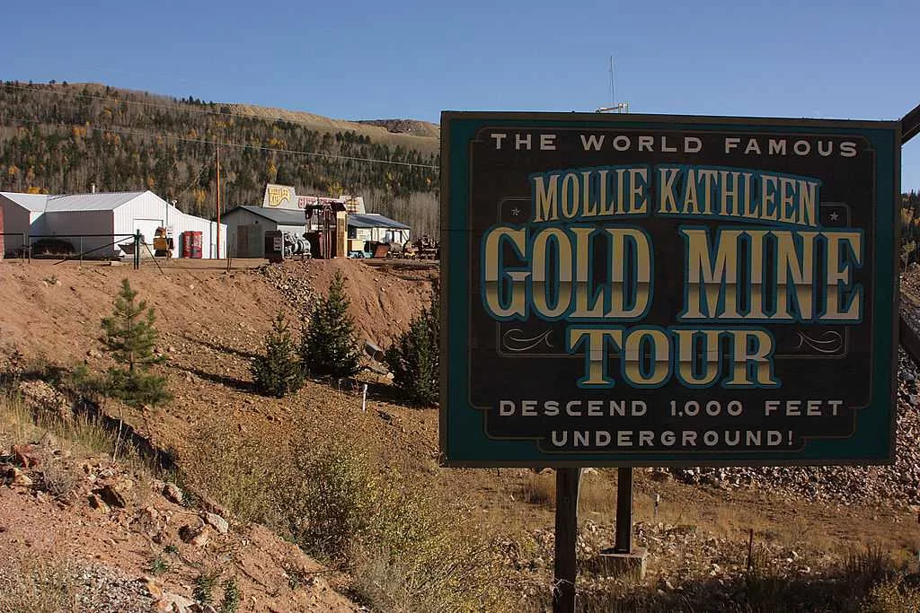 1 person is dead and 12 are trapped in a former Colorado gold mine