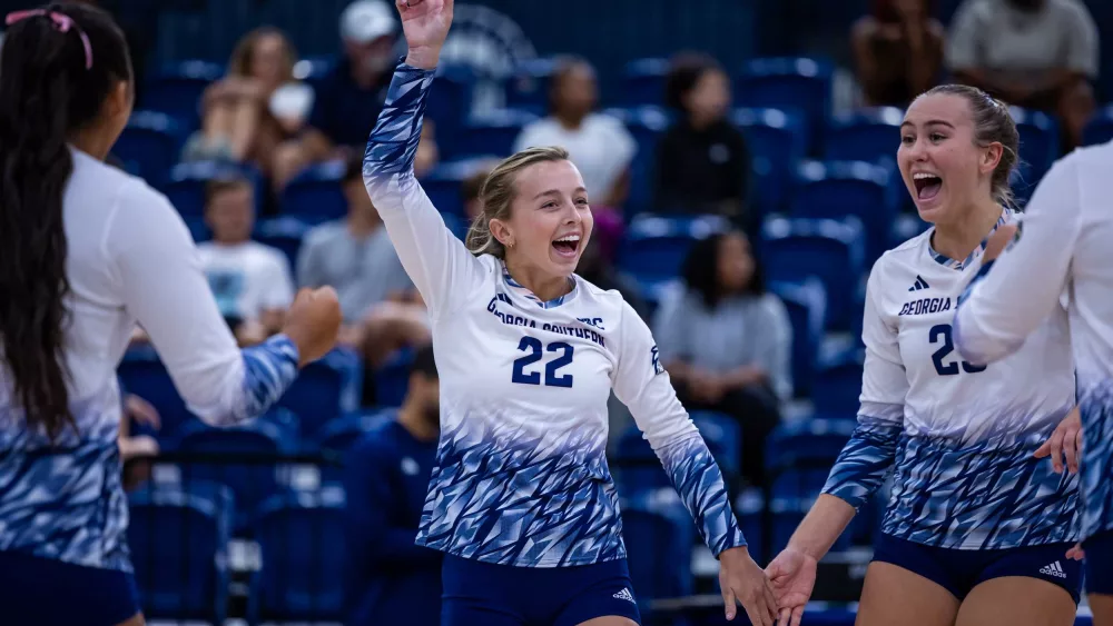 Georgia Southern Volleyball continues winning ways against Troy