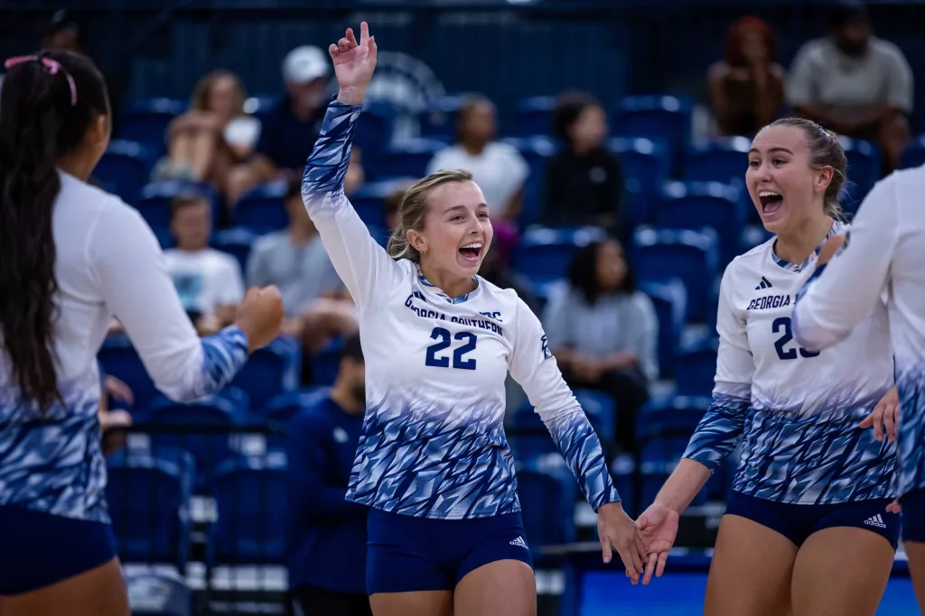 Georgia Southern Volleyball continues winning ways against Troy