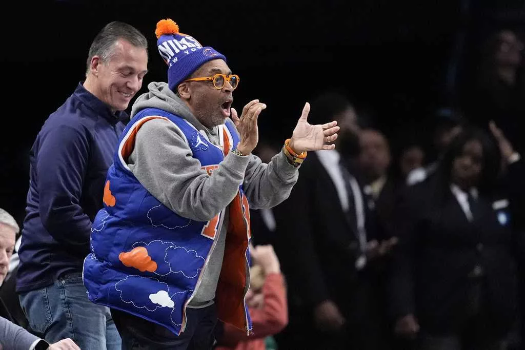 Jack Nicholson, Spike Lee and Billy Crystal set to become basketball Hall of Famers as superfans