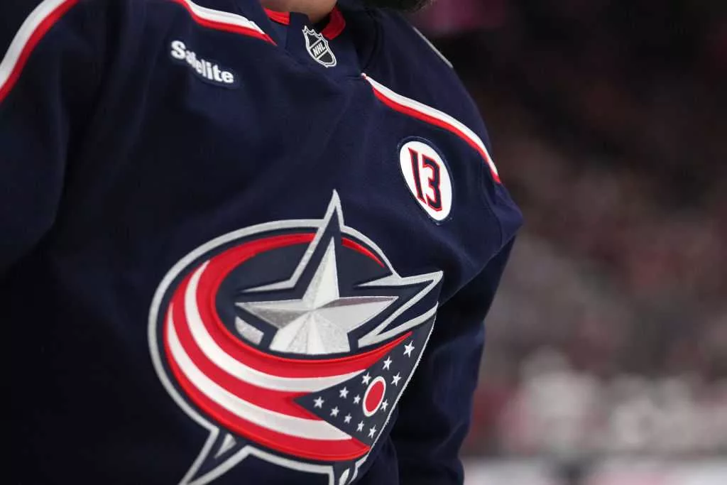 Columbus Blue Jackets honor Johnny Gaudreau during first home game of NHL season