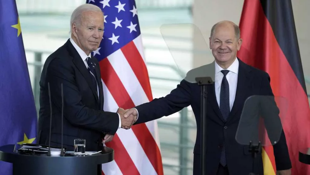 Biden says Western allies must keep aiding Ukraine as he meets European partners before election