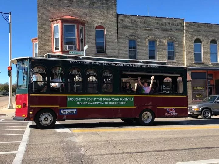 janesville-trolley