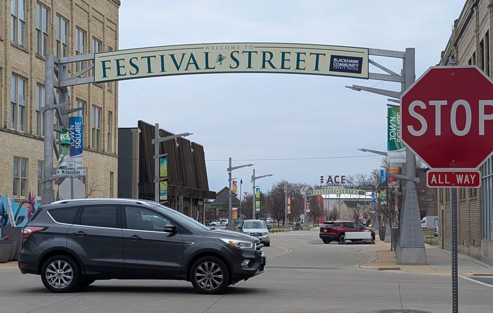 festival-street-2025-03-27-at-19-38-36-mail-wclo-news-outlook