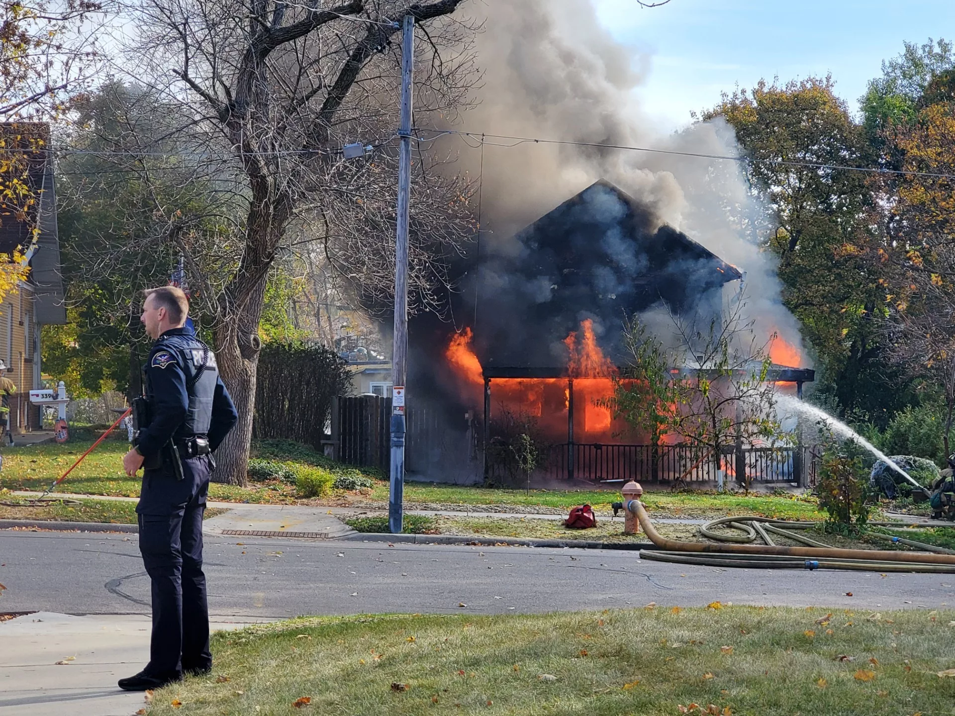 forest-park-boulevard-fire-jpg