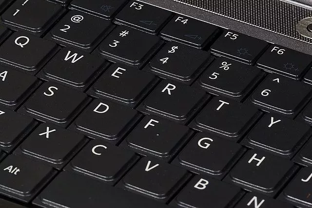 qwerty_keyboard-jpg-4