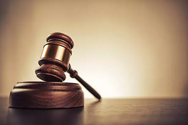 judgegavel-jpg-5