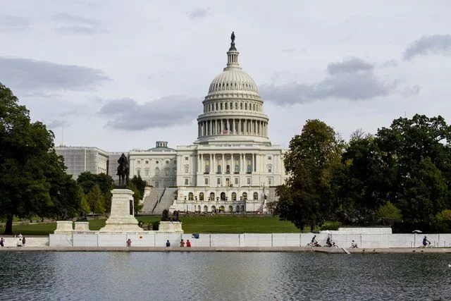 us_capitol_building-jpg-2
