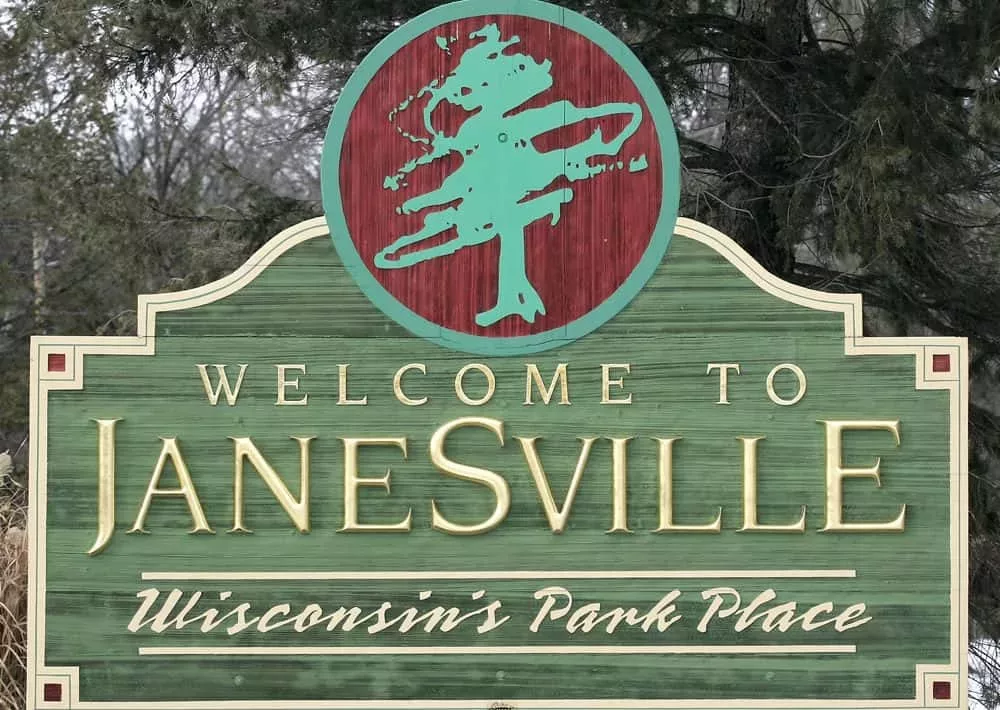 janesville-city-of-parks-sign-jpg-9