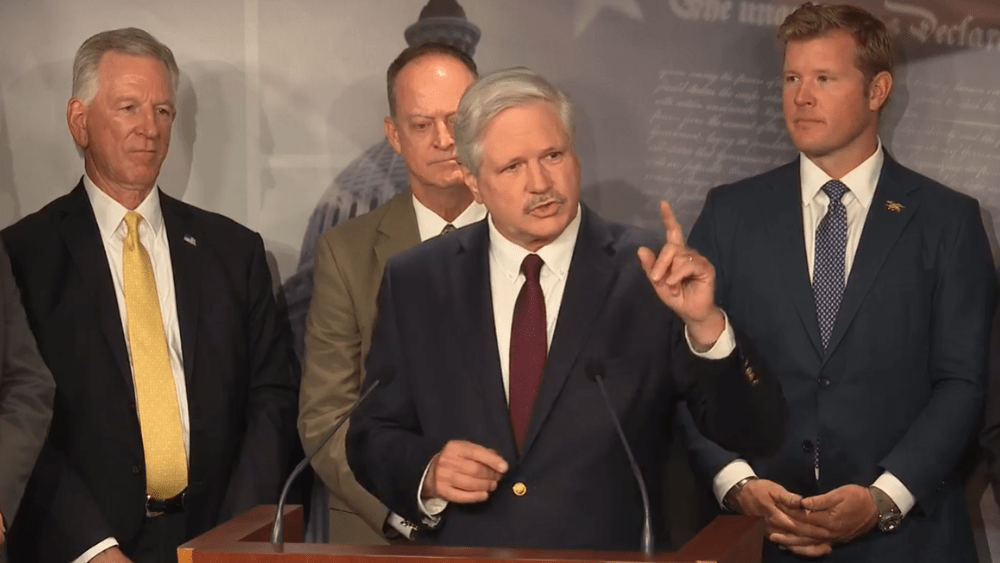 Sen. Hoeven introduces Canadian wildfire resolution to Democrat's objection