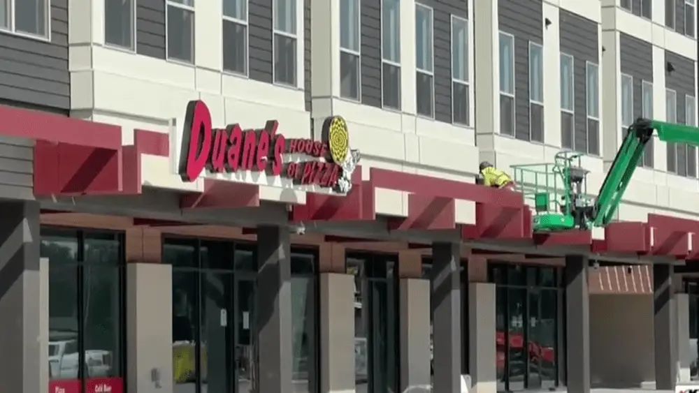 Image of Duane's House of Pizza on University Drive