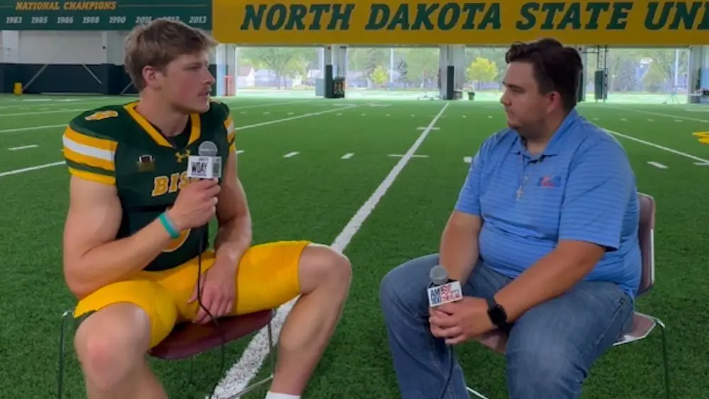 2 guys having a conversation