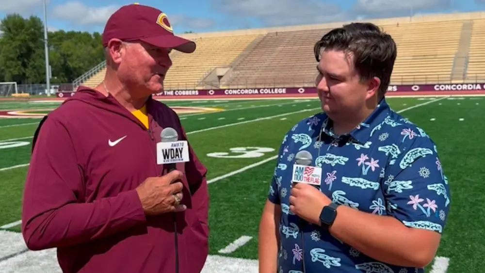 2 guys having a conversation