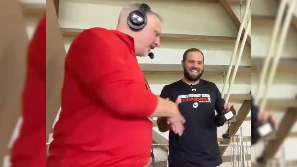 2 guys having a conversation