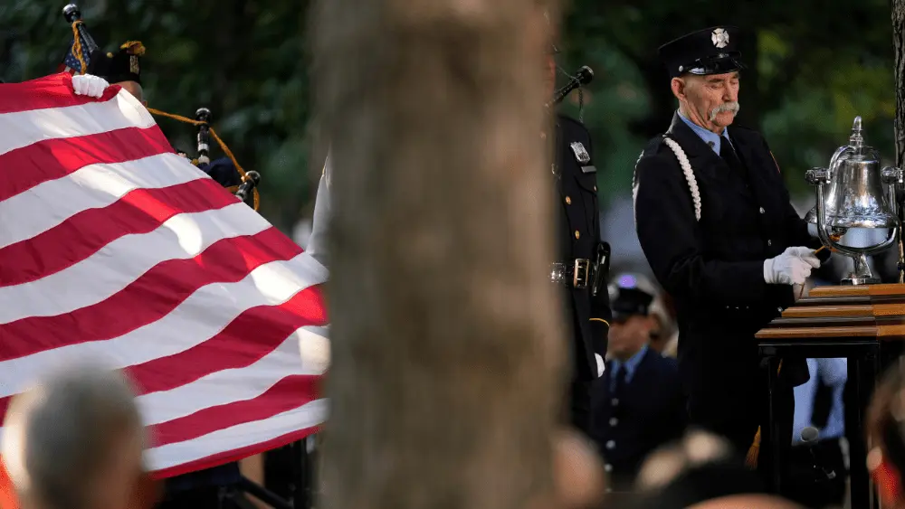 Image of the 9/11 ceremony in lower Manhattan