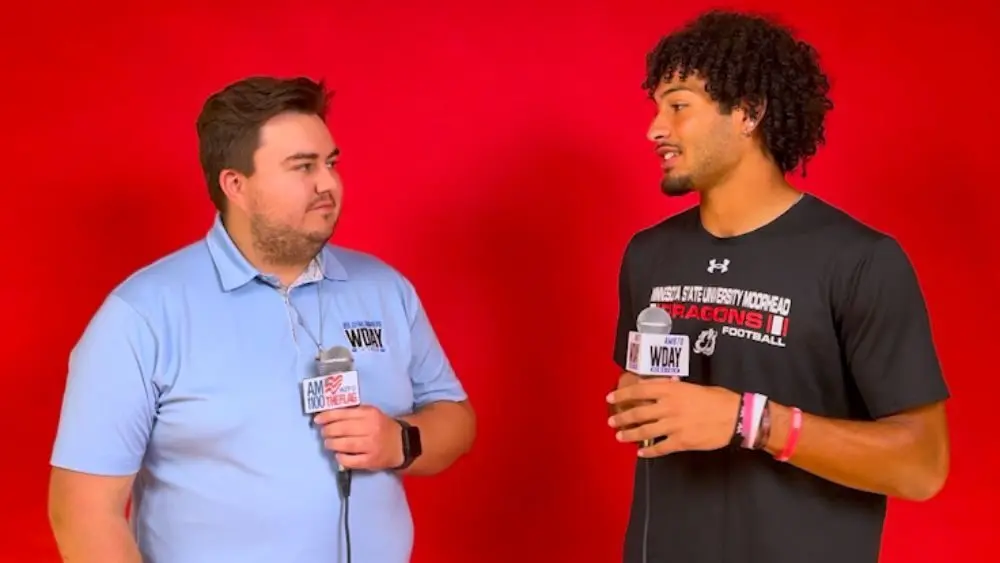 2 guys having a conversation