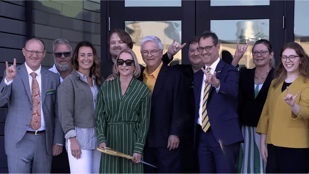 Image of NDSU ribbon cutting