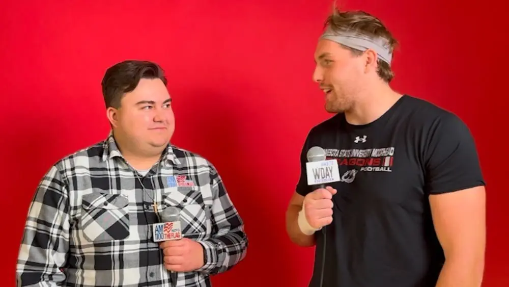 2 guys having a conversation