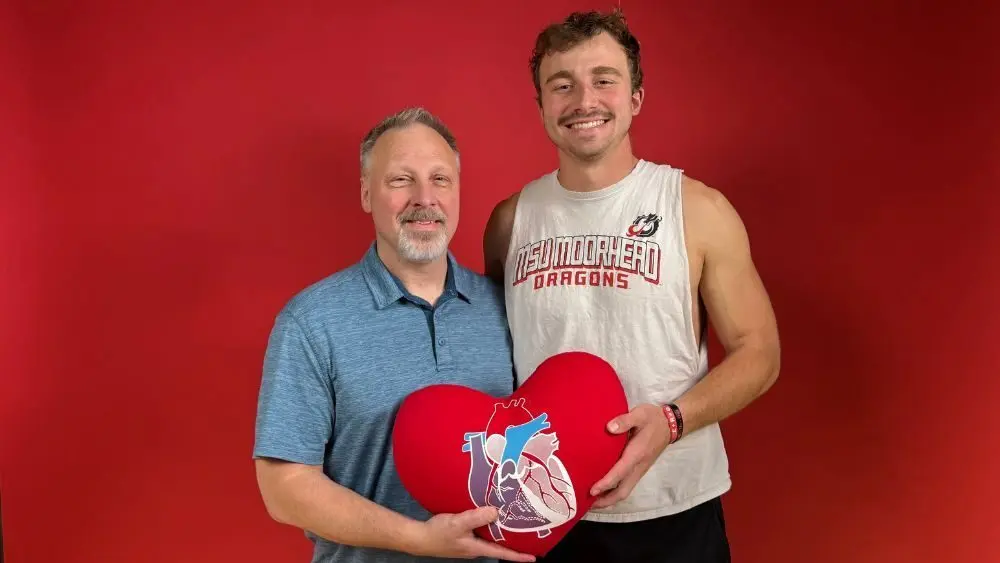 2 guys having a conversation