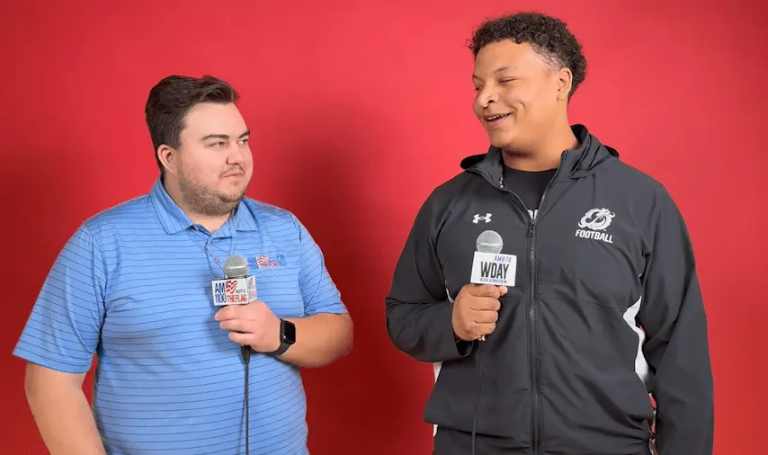 2 guys having a conversation