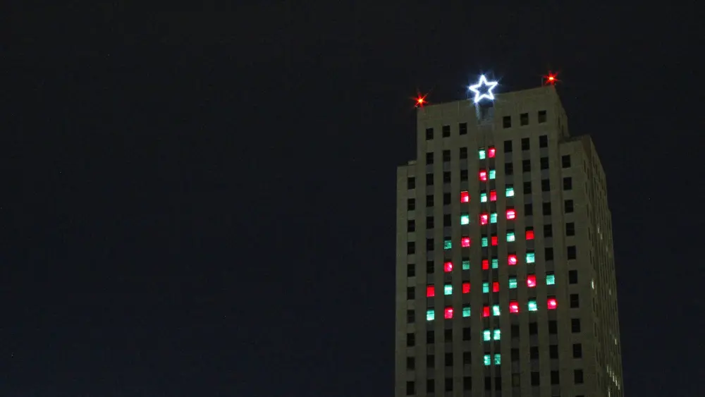 Christmas tree in windows