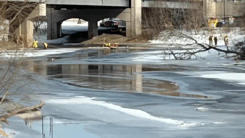 crews in the Red River