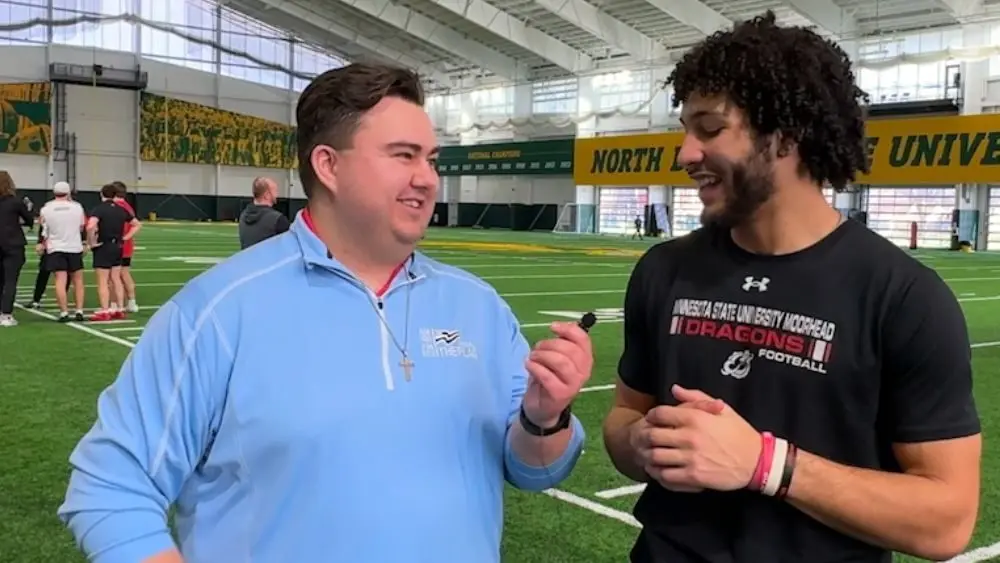 2 guys having a conversation