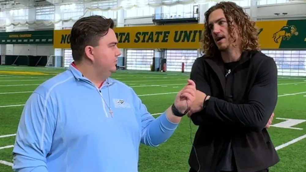 2 guys having a conversation