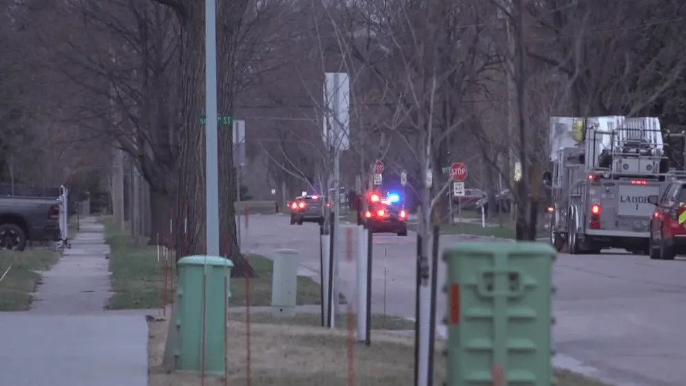 Moorhead shelter in place